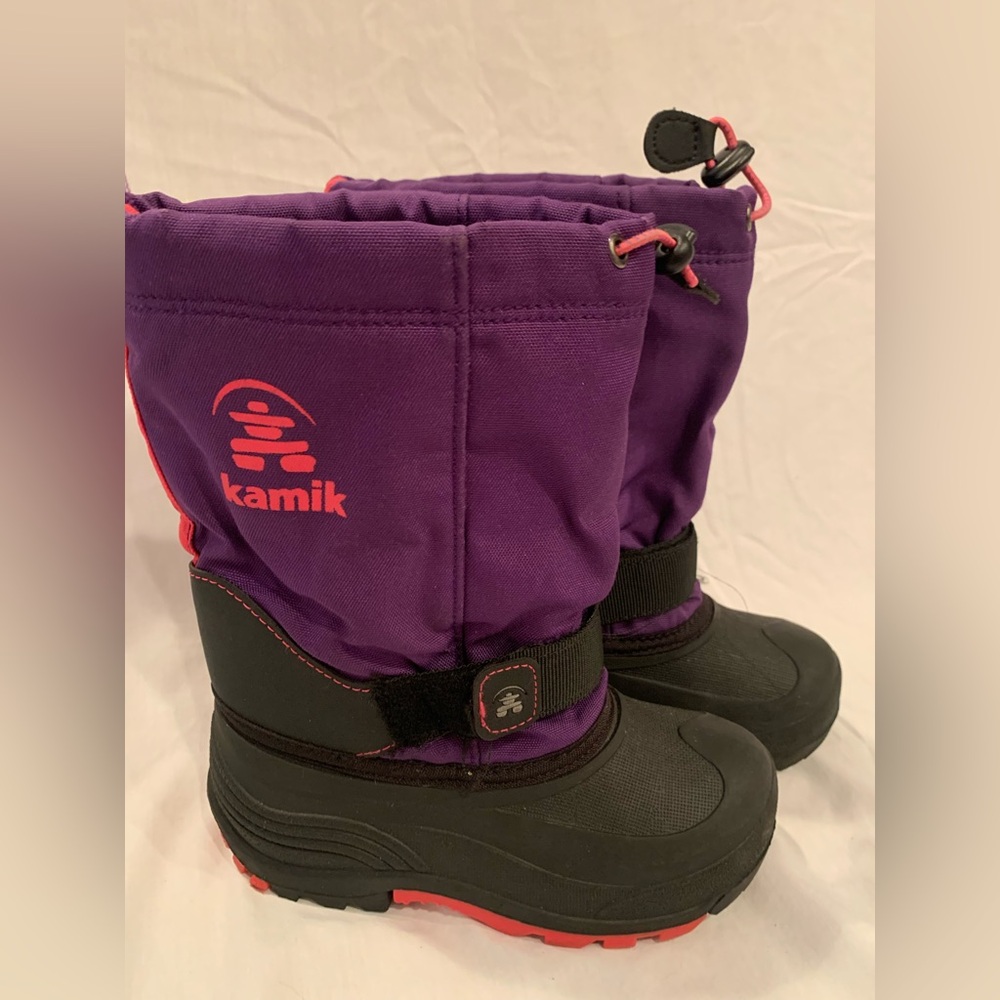 Kamik Vibrant Purple and Black Snow Boots Girls Size 2 Slip On